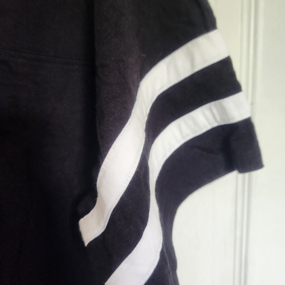 TORRID  Disney Minnie Mouse Football Shirt Size 2 - Picture 11 of 12